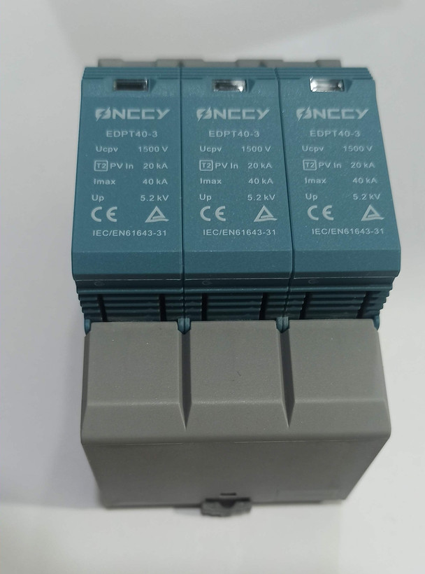 سرج ارستر 3پل DC 1500 ولت مدل EDPT40-3(R)