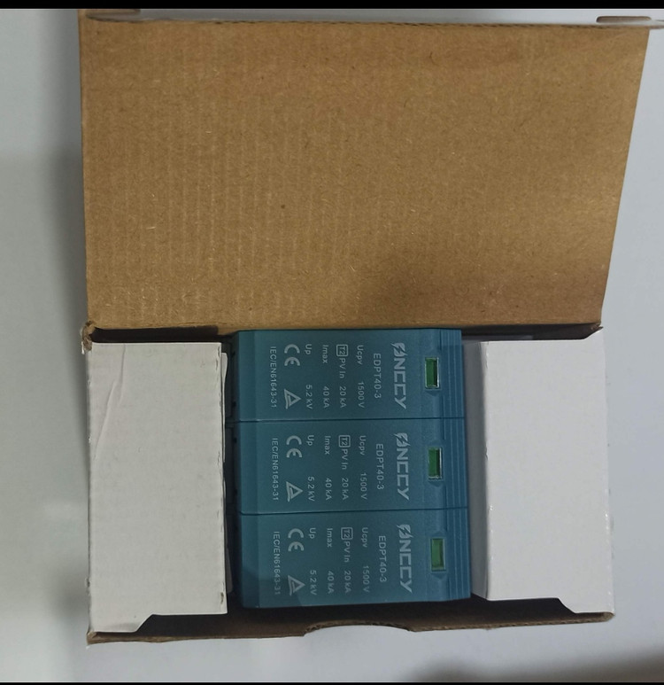 سرج ارستر 3پل DC 1500 ولت مدل EDPT40-3(R)